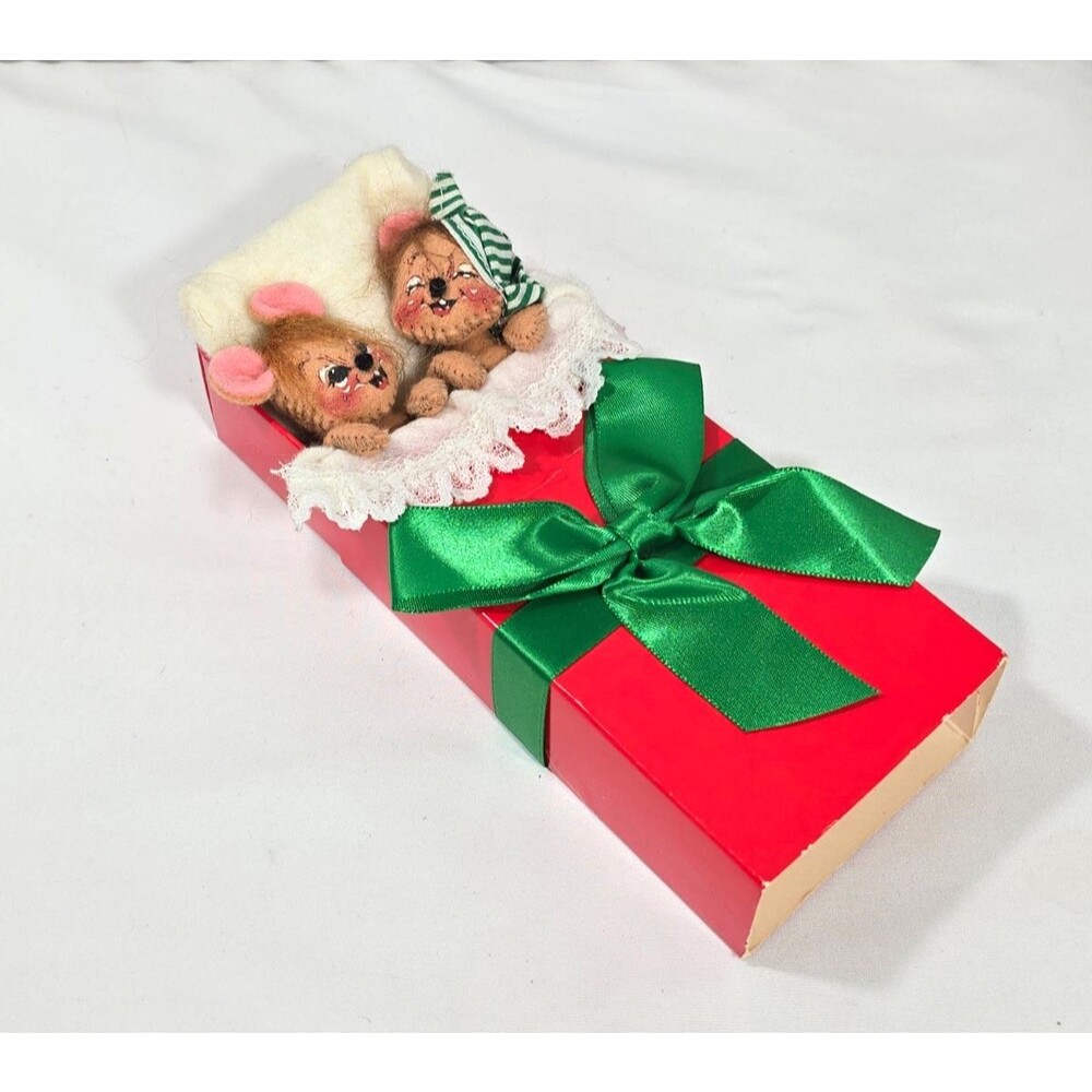 Vintage Annalee Christmas Doll Matchbook Mice 1996 Vintage Primitive Folk Art